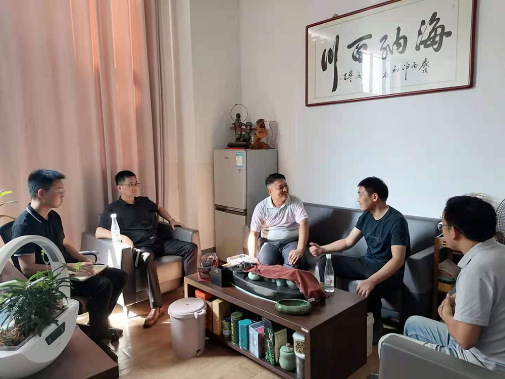 國資運營公司走訪九龍園區(qū)企業(yè)，服務(wù)重點項目發(fā)展