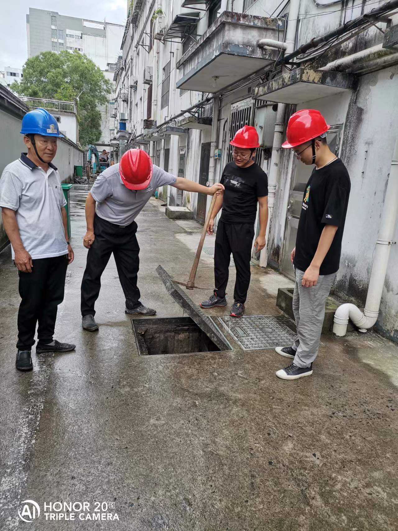 遵守安全生產(chǎn)法，當(dāng)好第一責(zé)任人