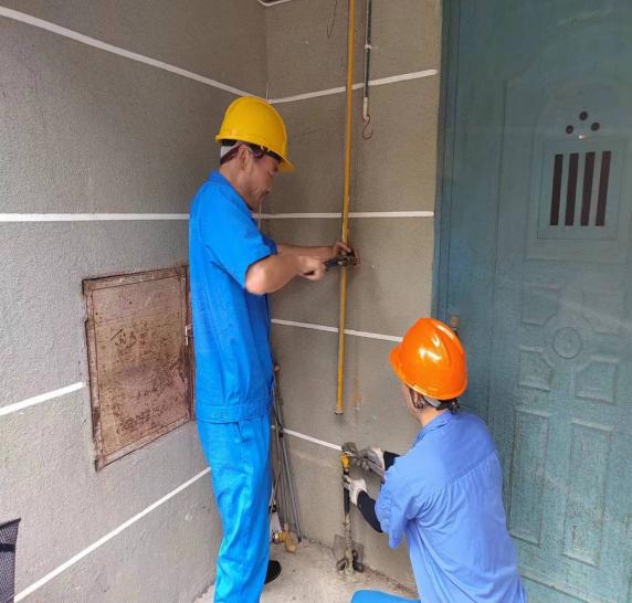 “三落兩?！惫泊偃?xì)夤艿栏脑熘脫Q工作安全平穩(wěn)有序