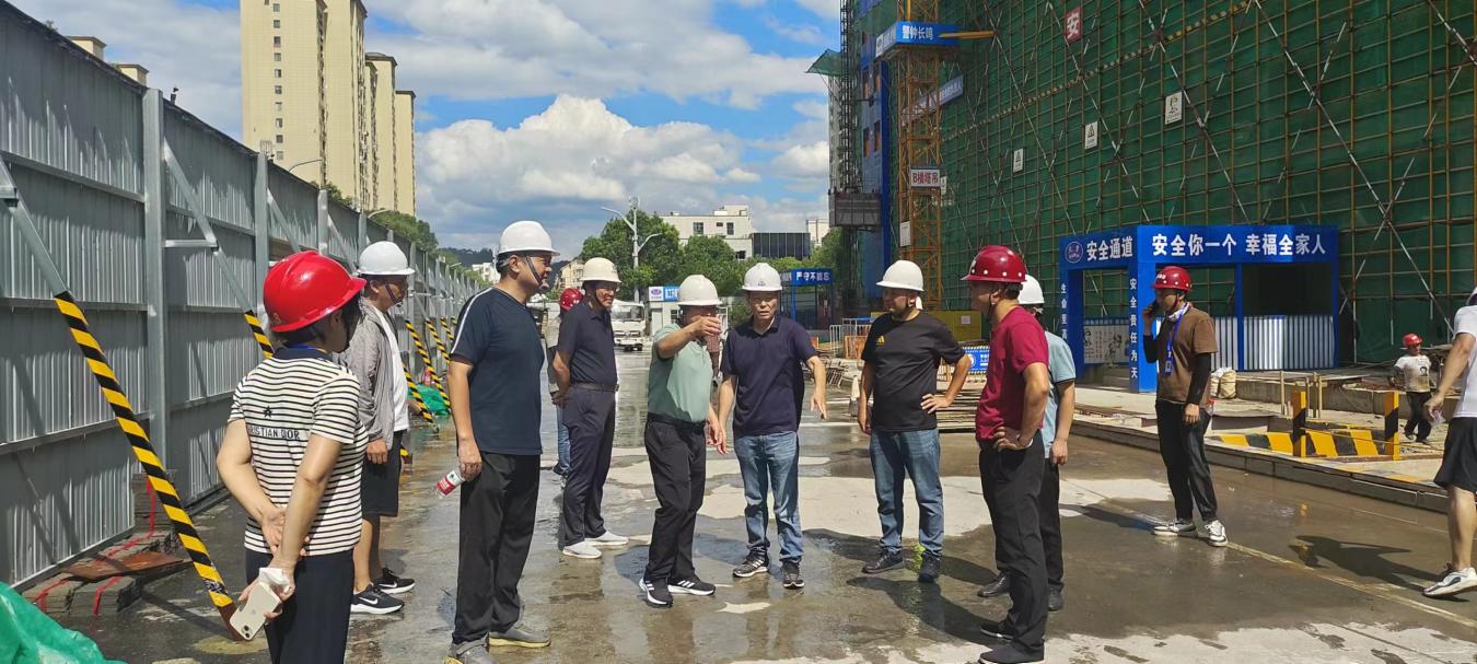 賽馬比拼：聚力黨建，引領(lǐng)發(fā)展新藍(lán)圖