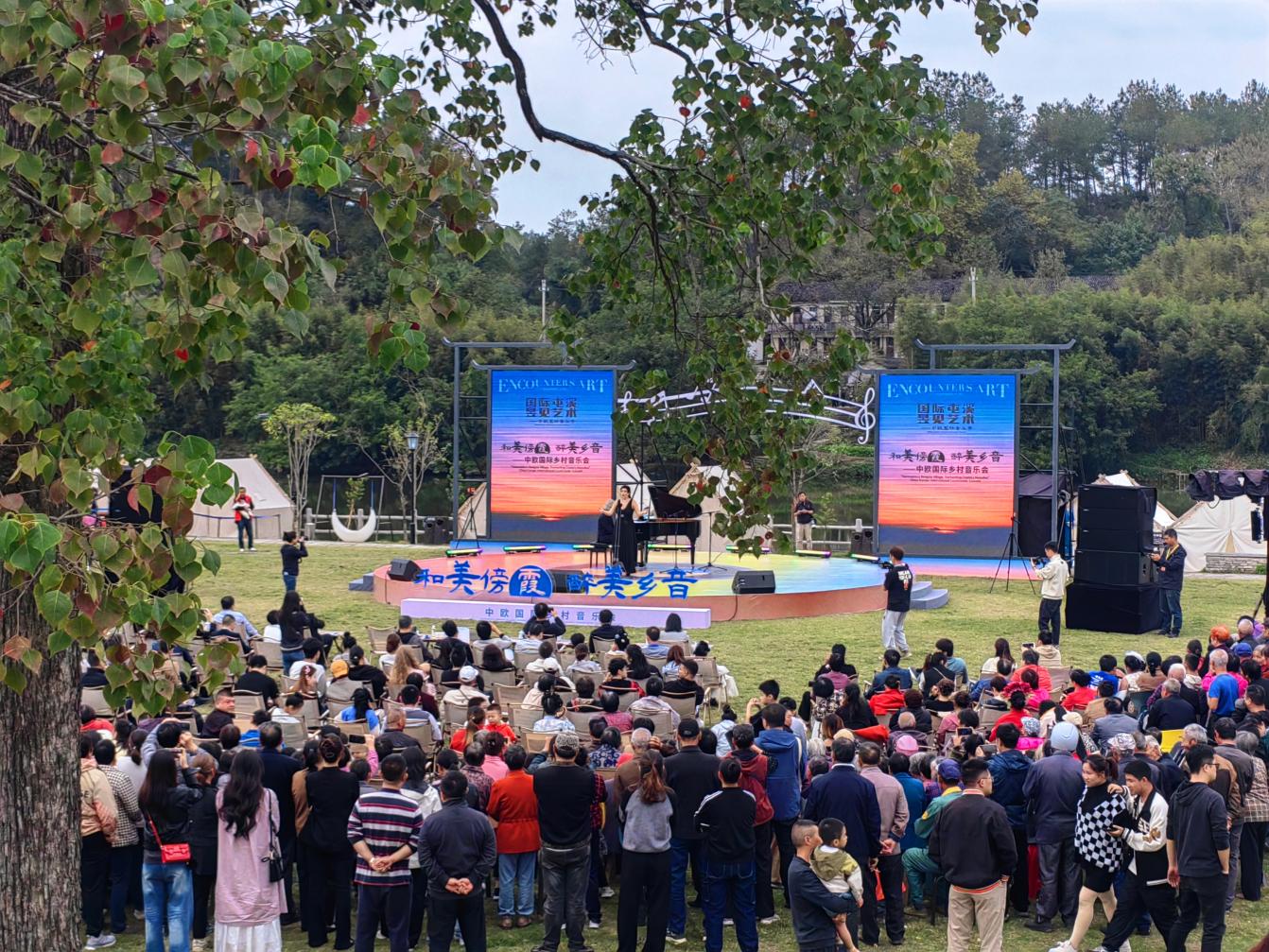 “出攤”即“出圈”！朱村“荷·咖啡”邀您一起聆聽經(jīng)典！