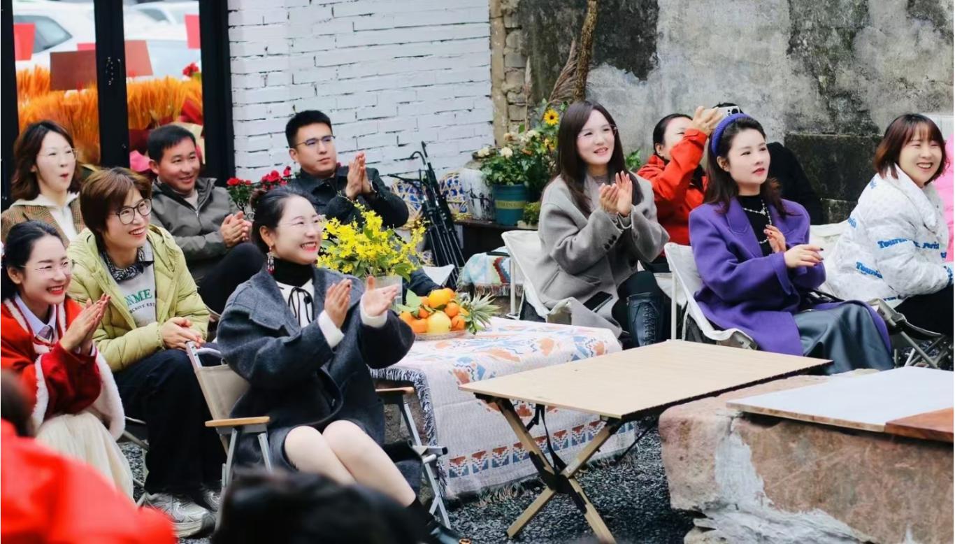 南溪南村 “柿間小院” 開業(yè)啦！