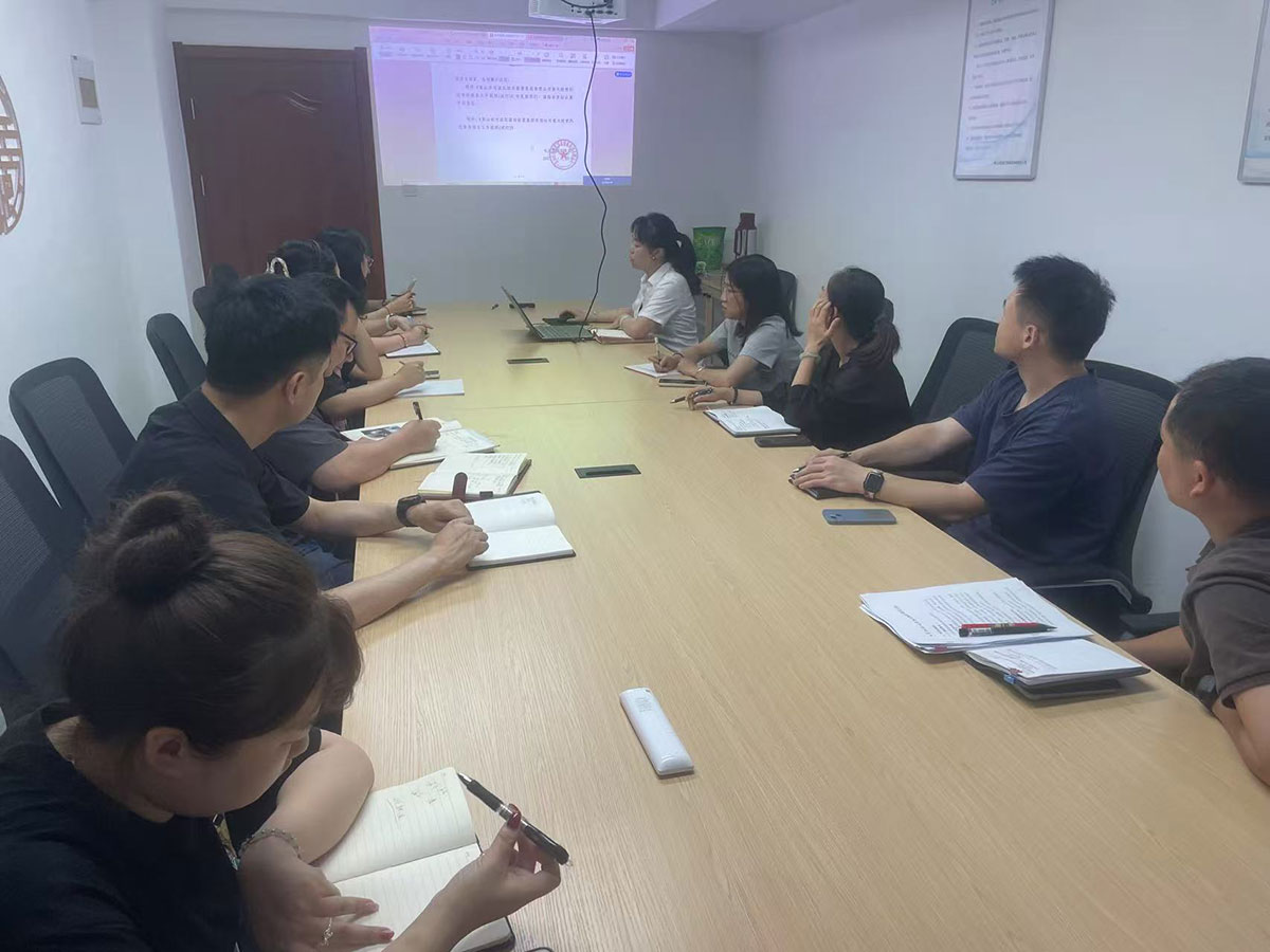 筑牢集團(tuán)風(fēng)險(xiǎn)堤壩，護(hù)航公司高質(zhì)量發(fā)展