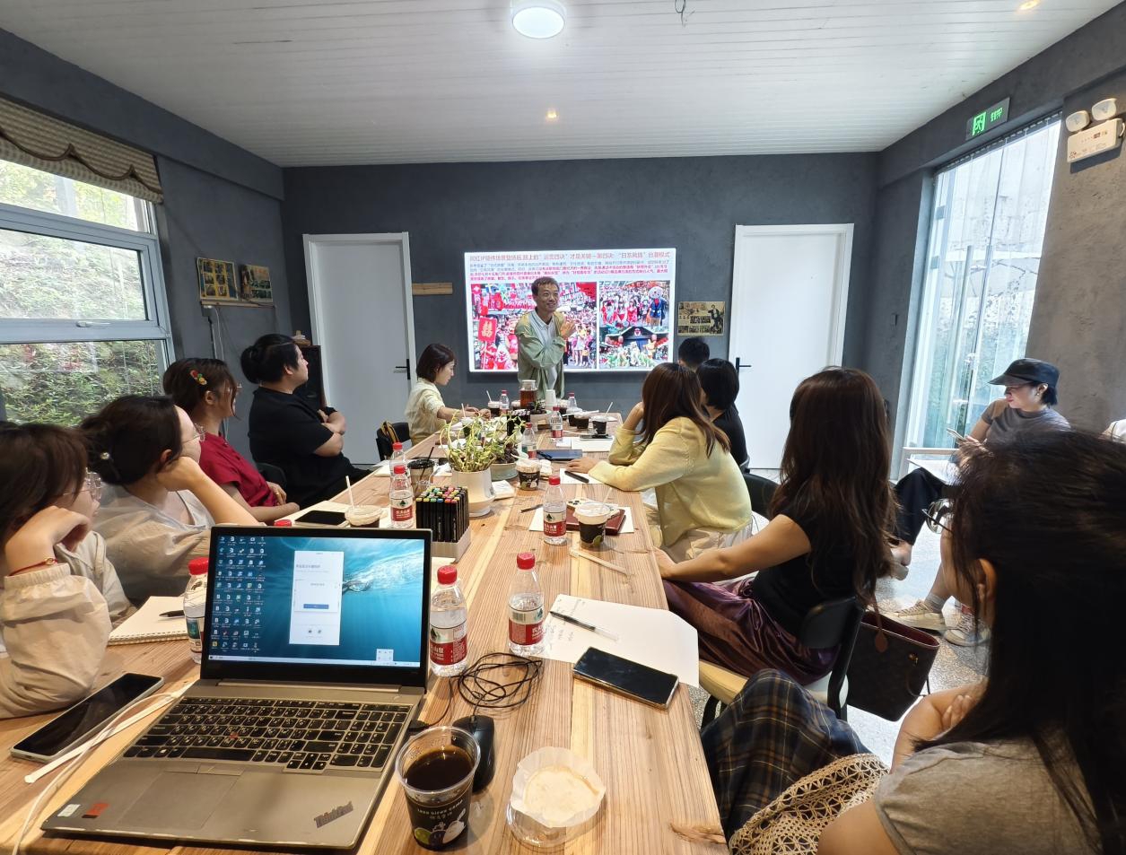 攜手并進(jìn)&nbsp;共創(chuàng)未來(lái)丨昱城文旅公司開(kāi)展鄉(xiāng)村振興主題培訓(xùn)
